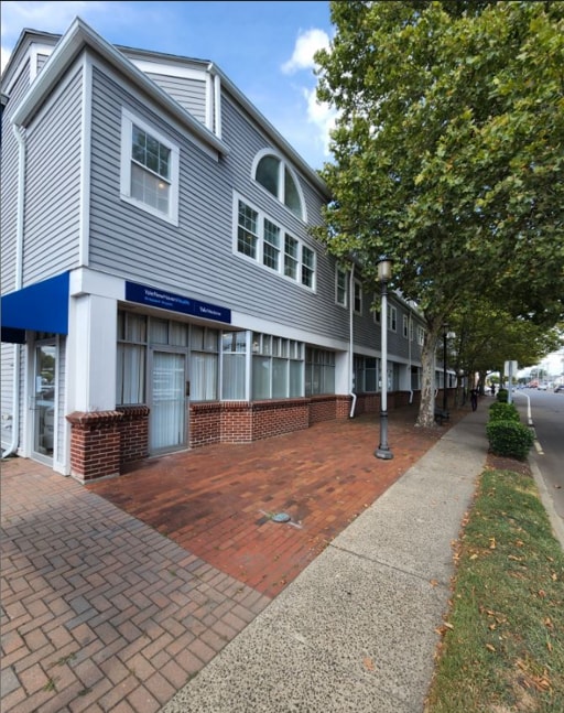 2000 Post Rd, Fairfield, CT for lease Interior Photo- Image 1 of 1