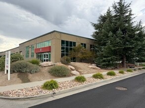 615 W 9400 S, Sandy, UT for lease Interior Photo- Image 2 of 23