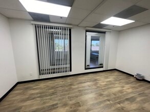 901 W Civic Center Dr, Santa Ana, CA for lease Interior Photo- Image 2 of 15