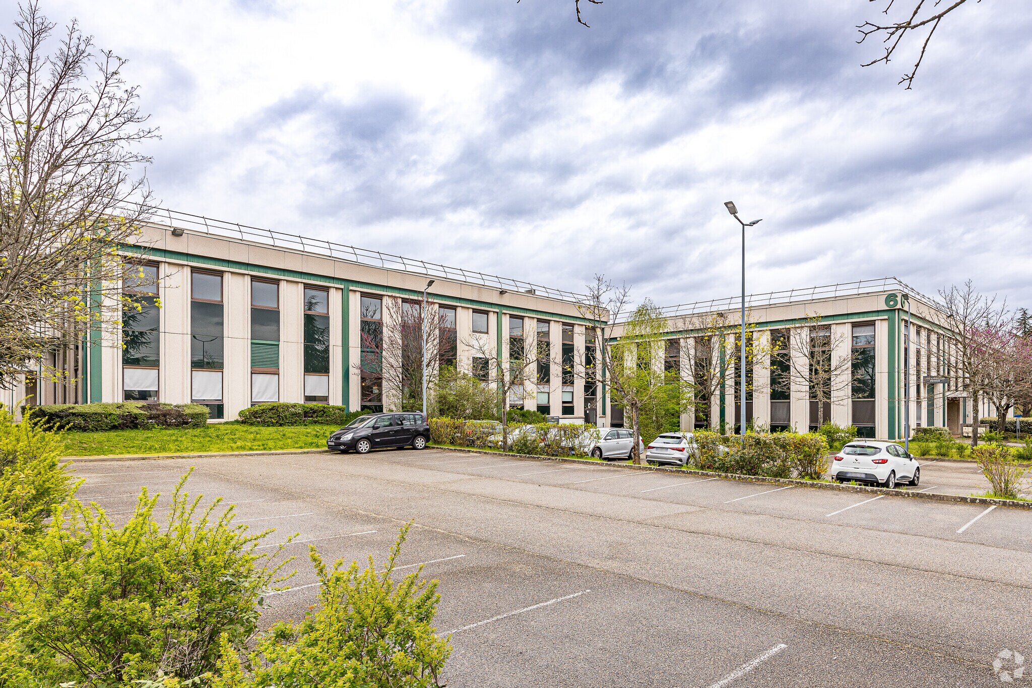 1 Rue Des Vergers, Limonest for lease Primary Photo- Image 1 of 3