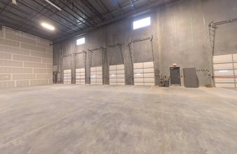 10387 Lakeridge Pky, Ashland, VA for lease Interior Photo- Image 2 of 5