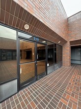 1041 S Garfield Ave, Alhambra, CA à louer Photo du bâtiment- Image 1 de 20