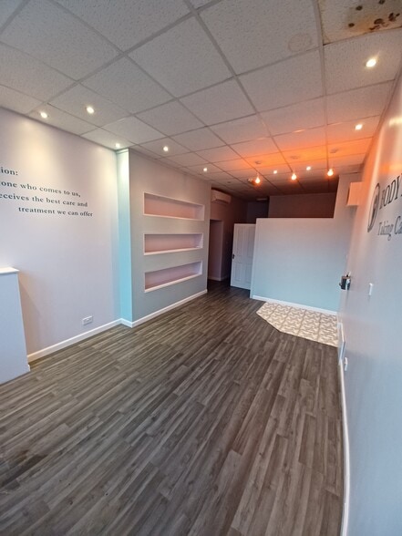 19-19B Station Rd, Ellon for lease - Building Photo - Image 3 of 3