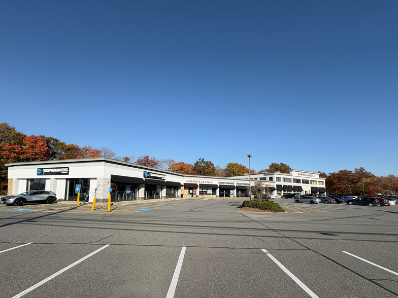 125 S Broadway, Salem, NH for lease - Building Photo - Image 3 of 5