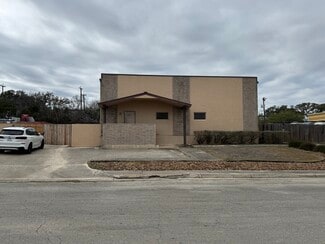 Plus de détails pour 16131 College Oak Dr, San Antonio, TX - Industriel à louer