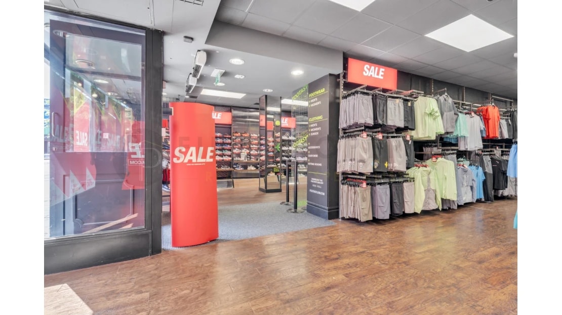 48-50 South St, Romford à louer Photo intérieure- Image 1 de 8