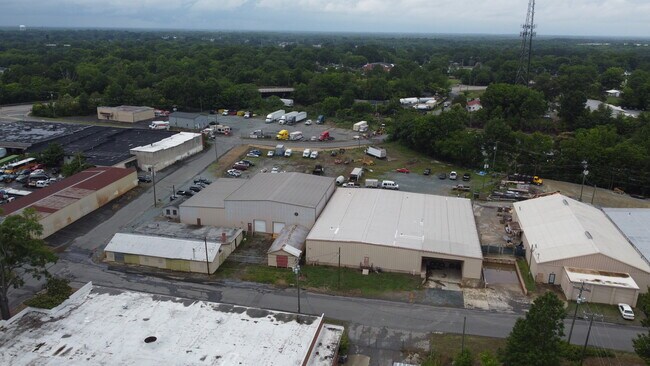 Plus de détails pour 709 Curtis St, Monroe, NC - Industriel à louer