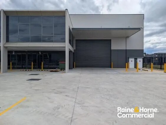 9 Grazier Ave, Gregory Hills for lease Primary Photo- Image 1 of 2