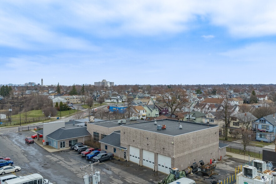 401 E Amherst St, Buffalo, NY for lease - Building Photo - Image 3 of 17