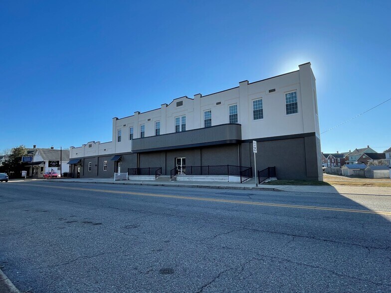 130 W 3rd St, Waynesboro, PA à louer - Photo du bâtiment - Image 2 de 34