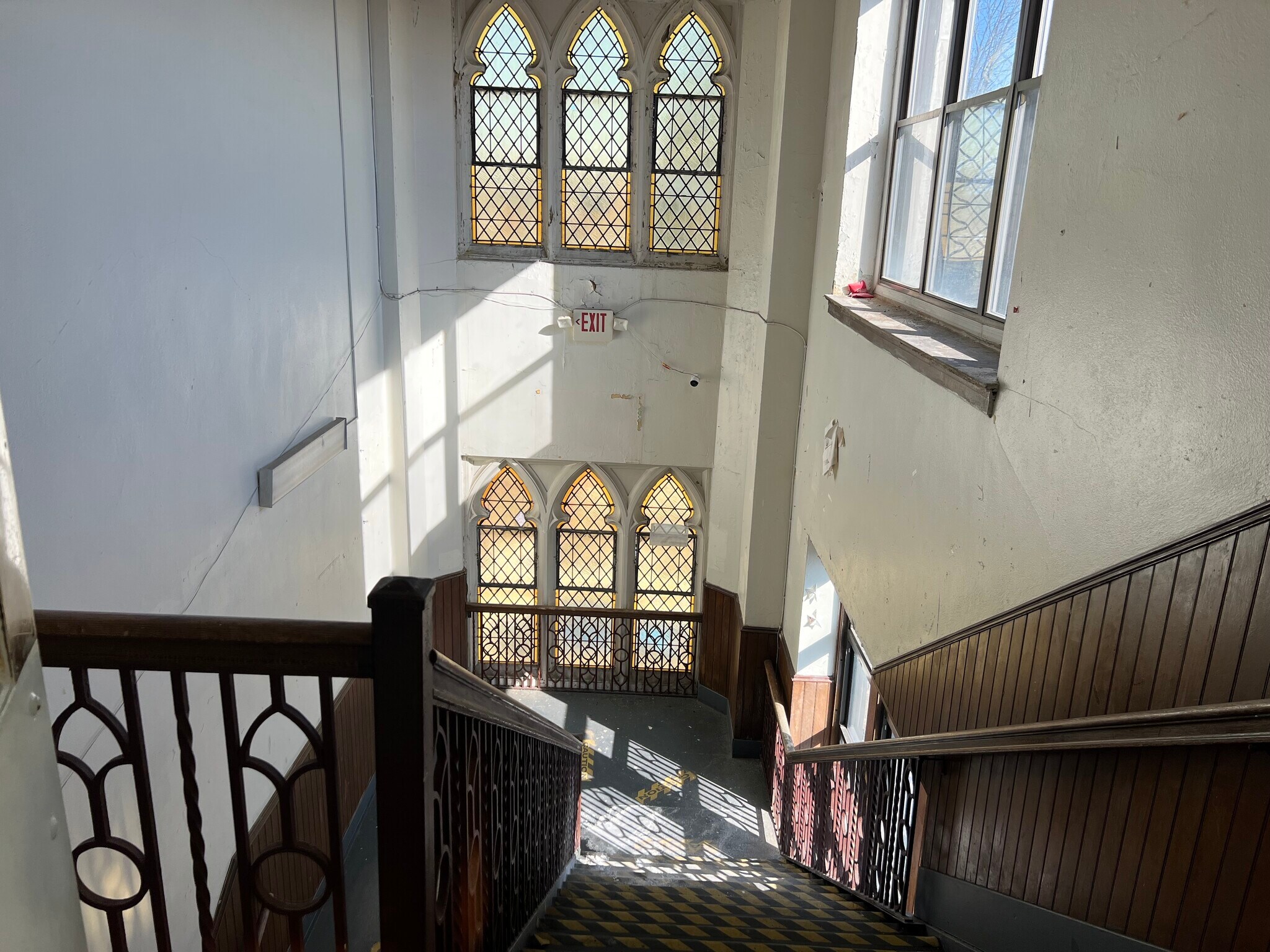 5359 Lebanon Ave, Philadelphia, PA for lease Primary Photo- Image 1 of 8