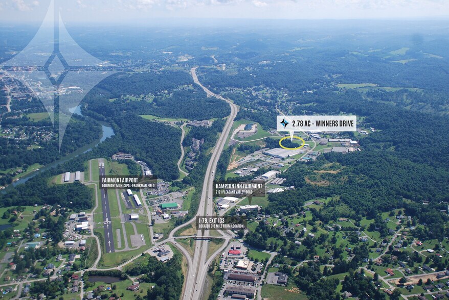 2045 Winners Dr, Pleasant Valley, WV à vendre - Photo du bâtiment - Image 1 de 23