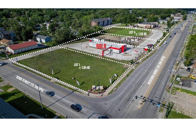 Plus de détails pour 6300-6330 Hickman Rd, Windsor Heights, IA - Terrain à vendre