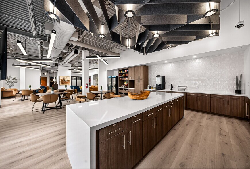 500 Navarro St, San Antonio, TX for lease - Building Photo - Image 3 of 31
