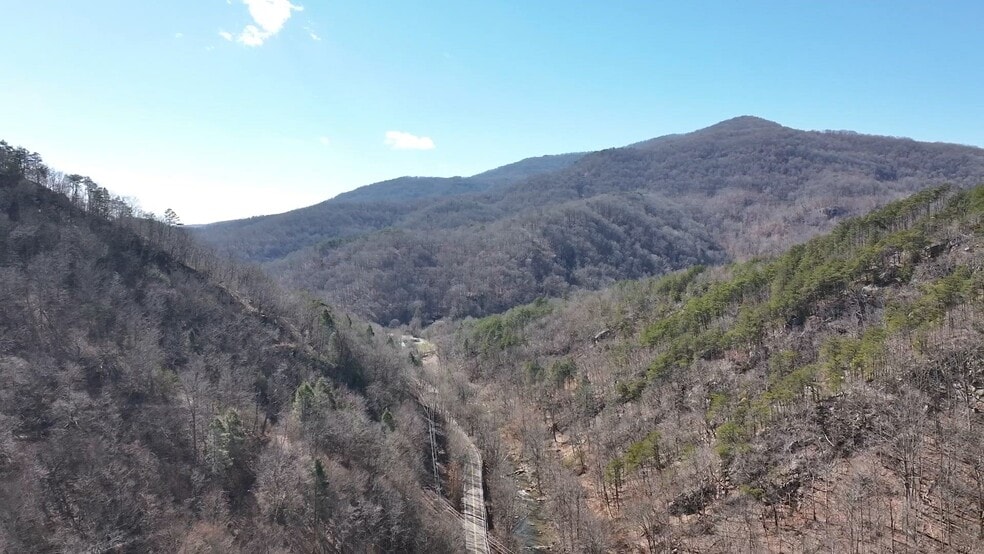 349 Willow Ln, Rocky Top, TN for sale - Commercial Listing Video - Image 2 of 25