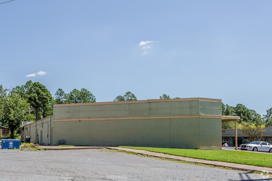 7515 Geyer Springs Rd, Little Rock, AR à louer - Photo du bâtiment - Image 3 de 10