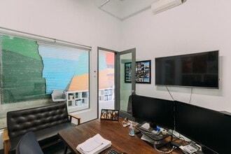 2744 E 11th St, Oakland, CA à louer Photo intérieure- Image 1 de 3