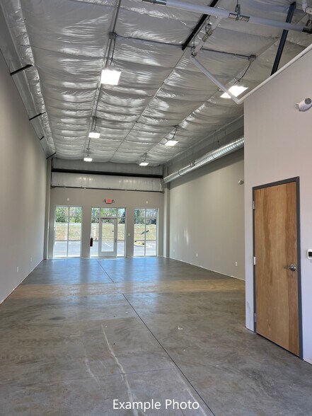 920 Brawley School Rd, Mooresville, NC à louer - Photo intérieure - Image 3 de 8