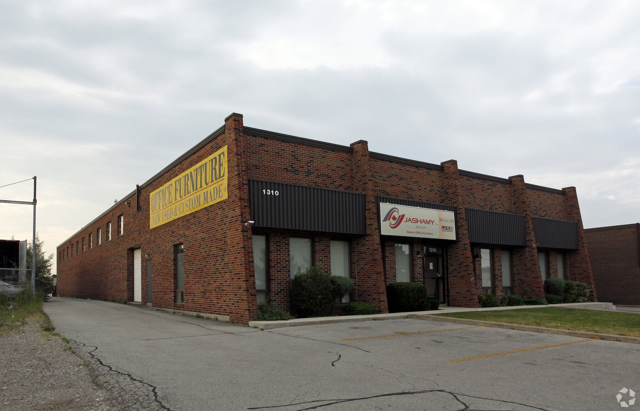 1310 Aimco Blvd, Mississauga, ON à vendre Photo principale- Image 1 de 1