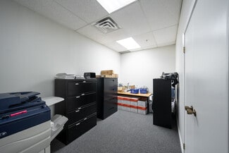 Plus de détails pour 455 Milner Ave, Toronto, ON - Industriel à vendre