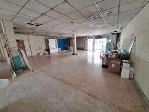 Commerce de détail dans Igualada, Barcelona à louer Photo intérieure- Image 2 de 3