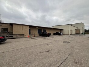 5000 Carpenter Rd, Ypsilanti, MI for lease Building Photo- Image 2 of 4