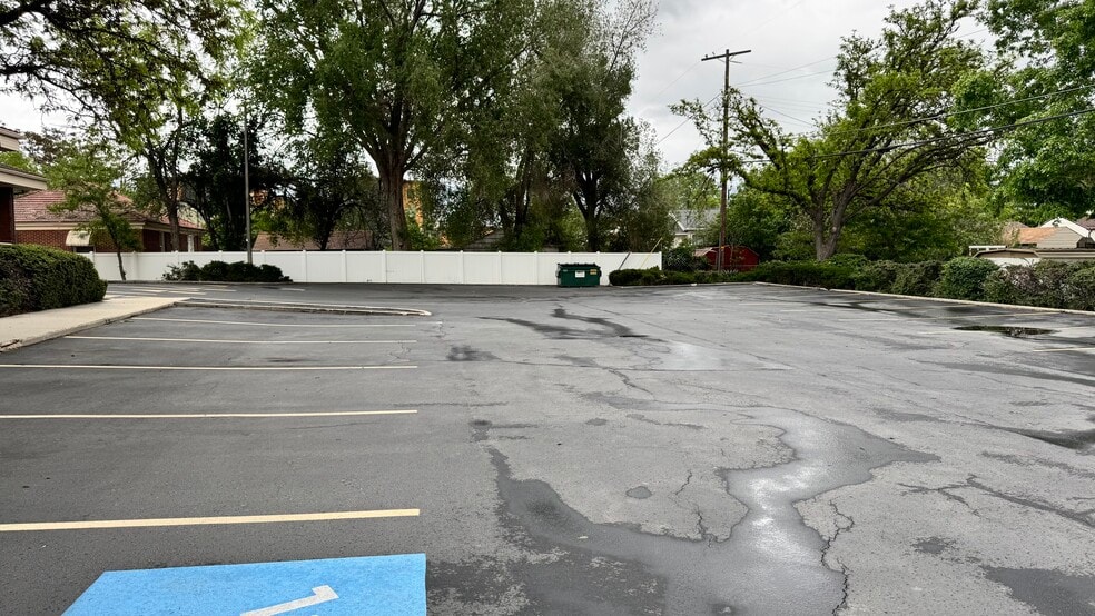 159 W Center St, Midvale, UT à louer - Photo du bâtiment - Image 3 de 13