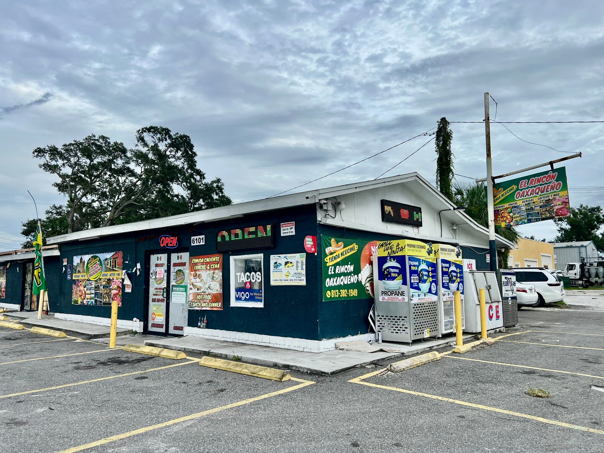6101 Symmes Rd, Gibsonton, FL for sale Primary Photo- Image 1 of 28
