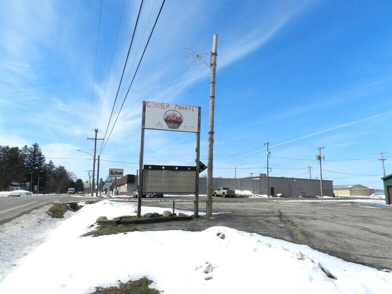 67734 M 152, Dowagiac, MI à vendre - Photo du bâtiment - Image 2 de 4