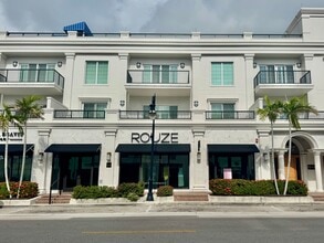494 5th St S, Naples, FL à louer Photo intérieure- Image 1 de 1