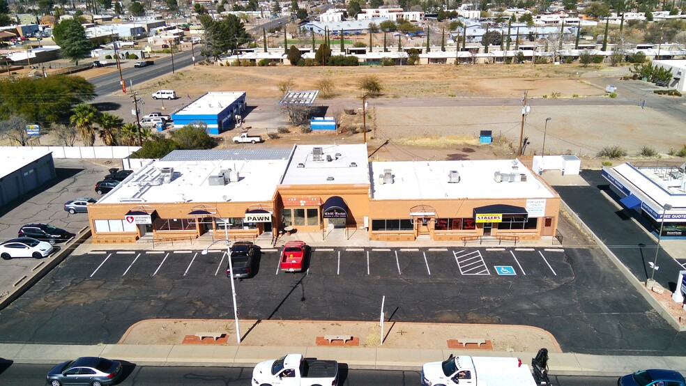 833 E Fry Blvd, Sierra Vista, AZ for lease - Building Photo - Image 2 of 6