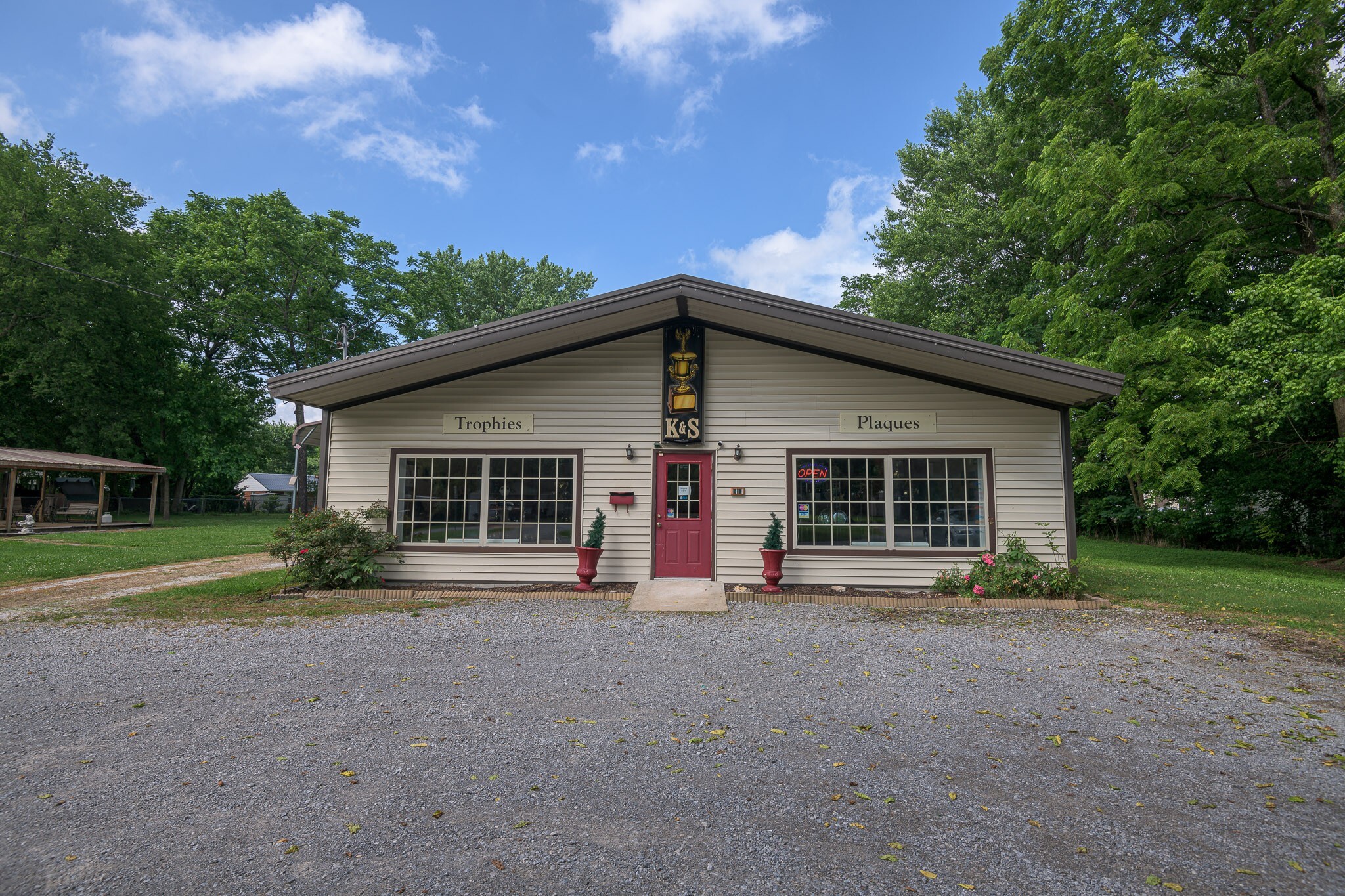 510 Country Club Dr, Tullahoma, TN for sale Primary Photo- Image 1 of 1