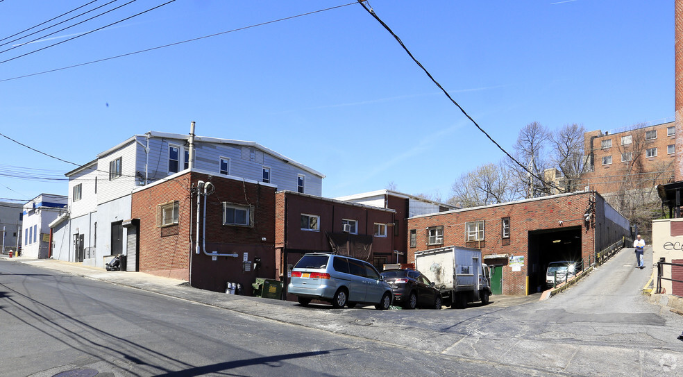 225-233 Washington St, Mount Vernon, NY à vendre - Photo principale - Image 1 de 1