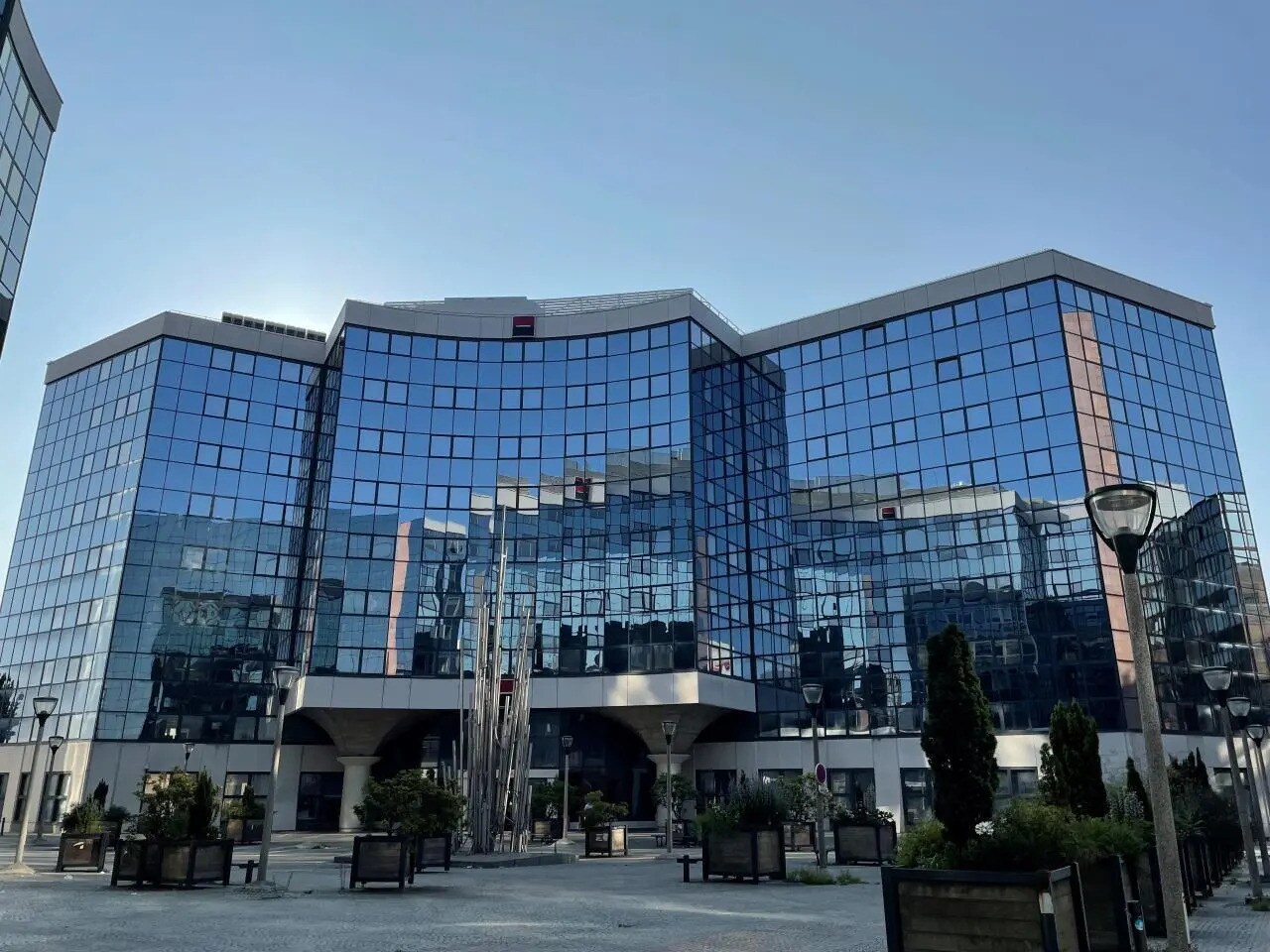 18 Avenue Des Olympiades, Fontenay-sous-Bois for lease Building Photo- Image 1 of 13