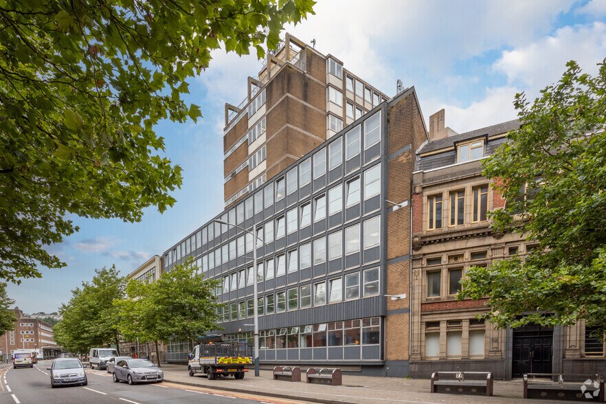 Princess Way, Swansea à louer - Photo principale - Image 1 de 15