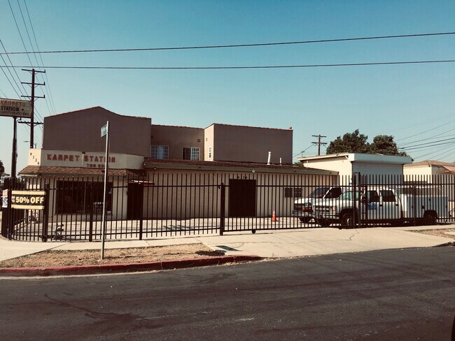 More details for 9326 S Western Ave, Los Angeles, CA - Retail for Sale