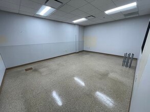 1728 N Rolling Rd, Baltimore, MD for lease Interior Photo- Image 1 of 51