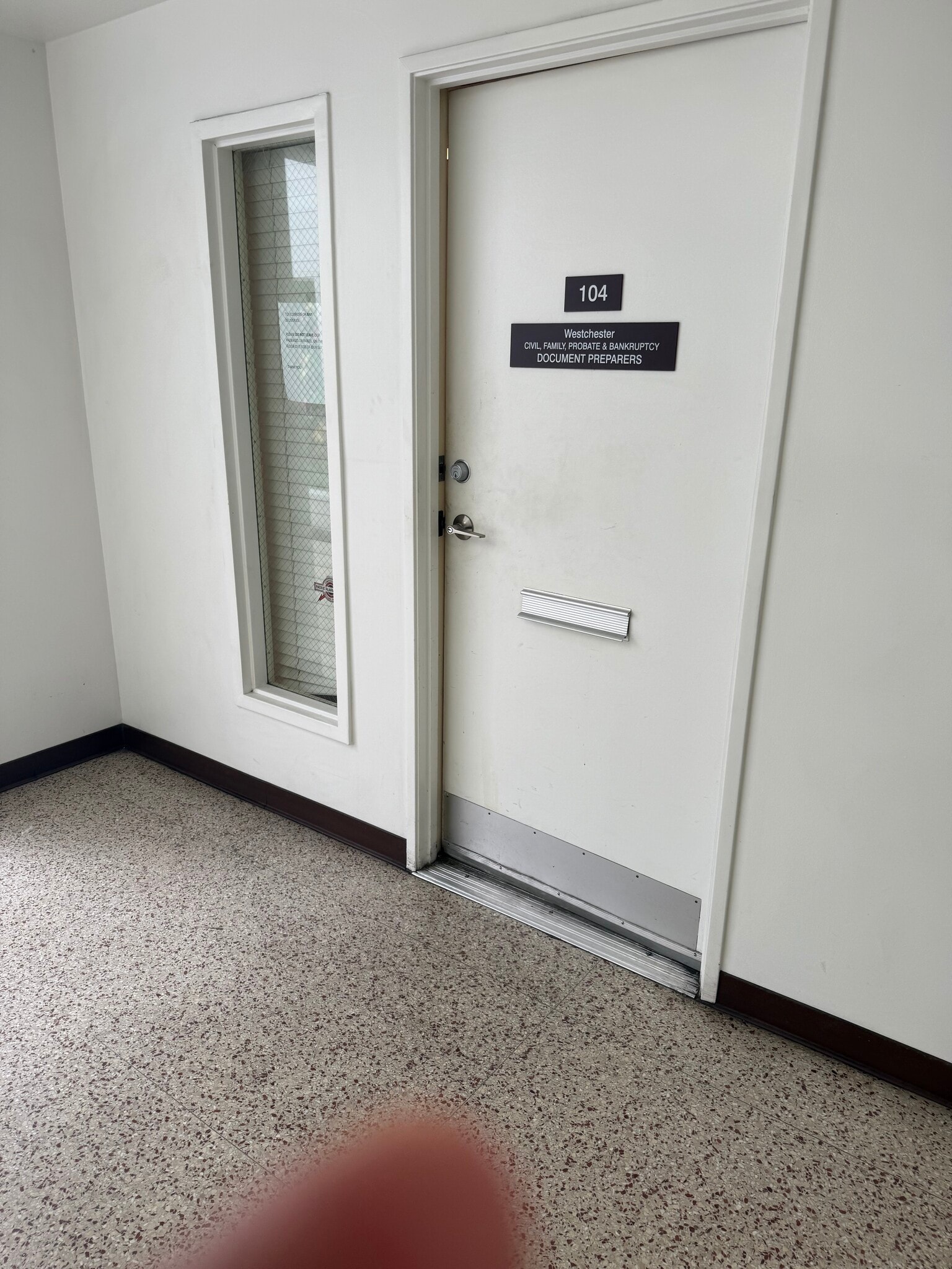 8814-8816 S Sepulveda Blvd, Los Angeles, CA for lease Interior Photo- Image 1 of 5