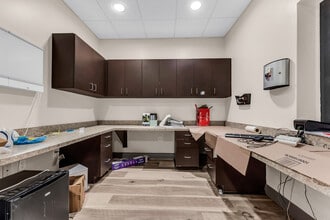 7408 Lake Worth Rd, Lake Worth, FL for lease Interior Photo- Image 2 of 15