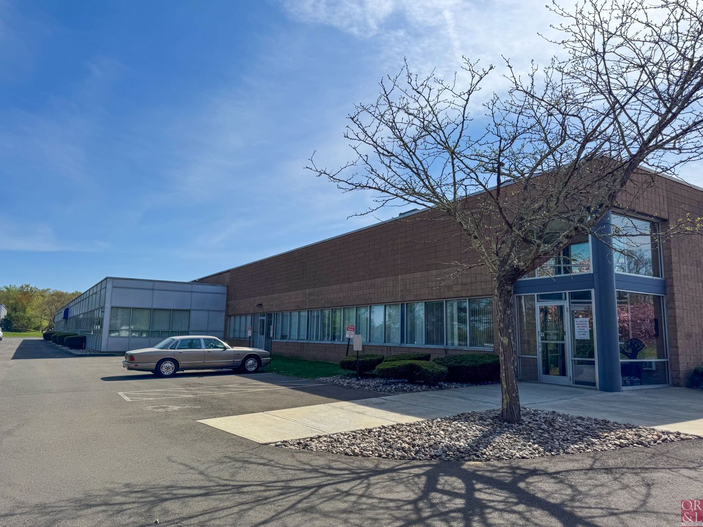 4 Pin Oak Dr, Branford, CT for lease Building Photo- Image 1 of 17