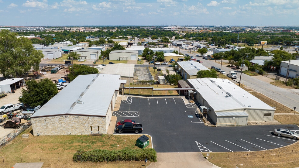1916 Hydro Dr, Austin, TX for lease - Building Photo - Image 3 of 11
