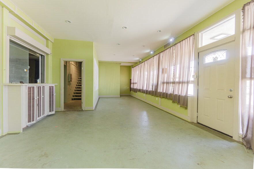 2415 Church St, Galveston, TX à louer - Photo du bâtiment - Image 3 de 64