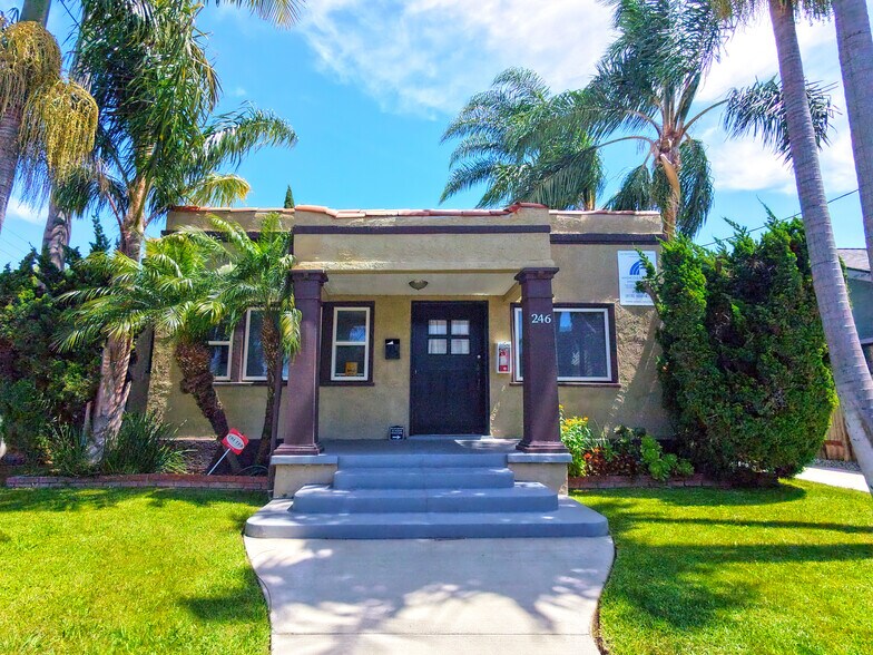 246 Newport Ave, Long Beach, CA à vendre - Photo du bâtiment - Image 1 de 10