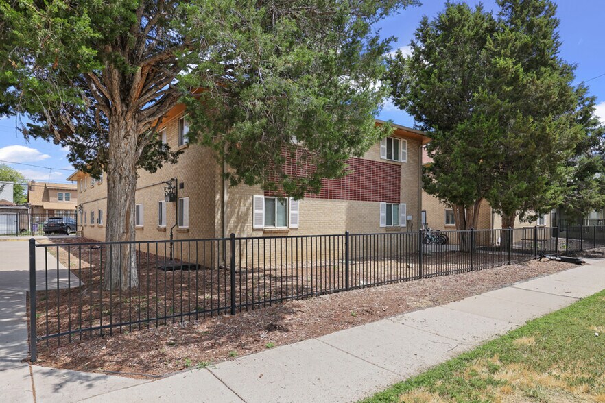 3318-3352 High St, Denver, CO à vendre - Photo du bâtiment - Image 3 de 14