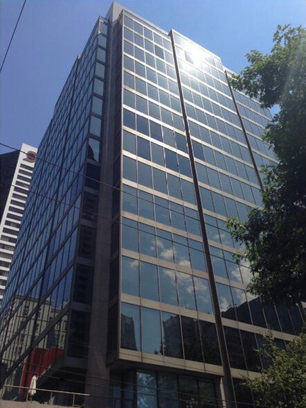 605 Robson St, Vancouver, BC à louer - Photo du bâtiment - Image 3 de 8