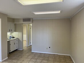 2491 Sycamore Ln, West Lafayette, IN for lease Interior Photo- Image 1 of 6