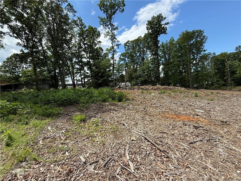 614 Kirby Rd, King, NC for sale - Building Photo - Image 3 of 18