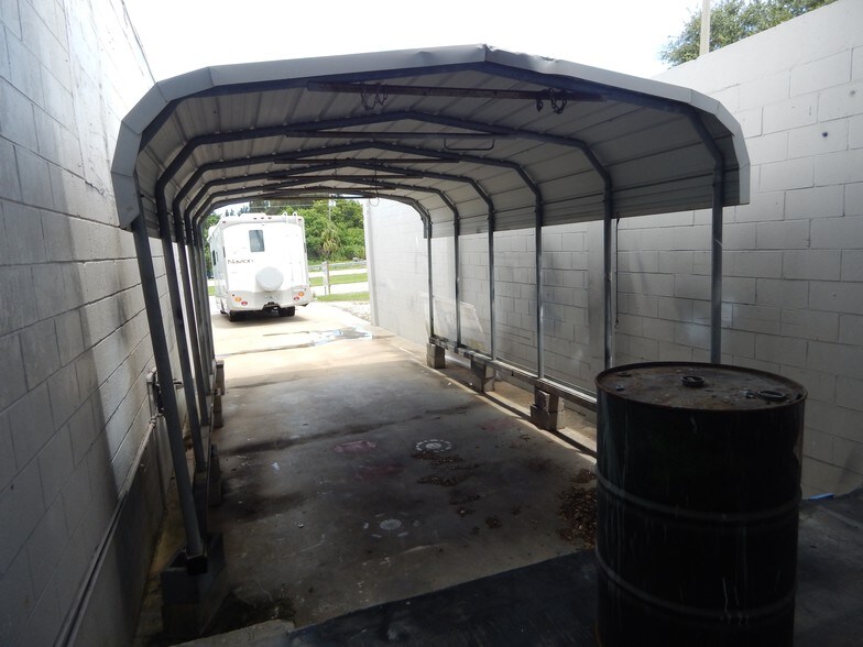 3151 N US Highway 1, Fort Pierce, FL à vendre - Photo du bâtiment - Image 2 de 7