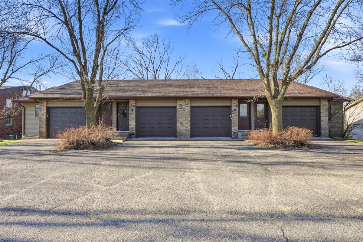 754 E 11th St, New Richmond, WI à vendre Photo du bâtiment- Image 1 de 20