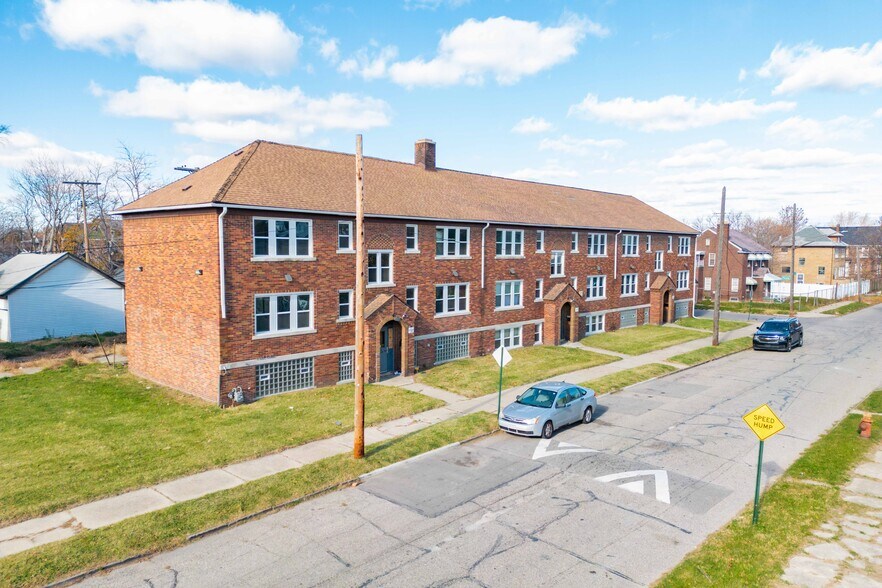 8525 Maxwell St, Detroit, MI à vendre - Photo du bâtiment - Image 1 de 24